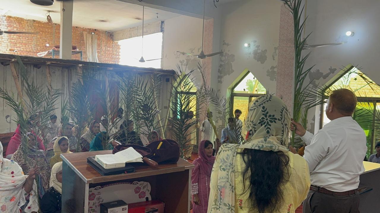 Palm Sunday Service – A Day of Reflection and Worship